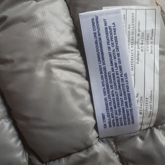 Gap Nylon Packable Down Vest - Picture 6 of 8